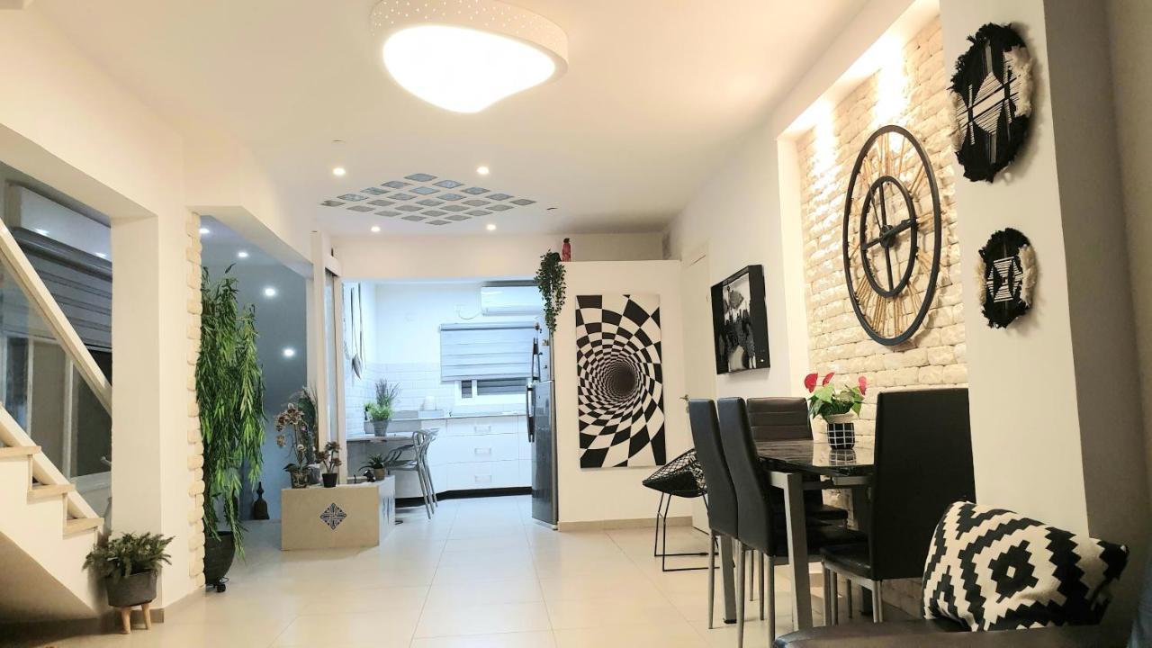 Amazing Apartment Хайфа Екстериор снимка