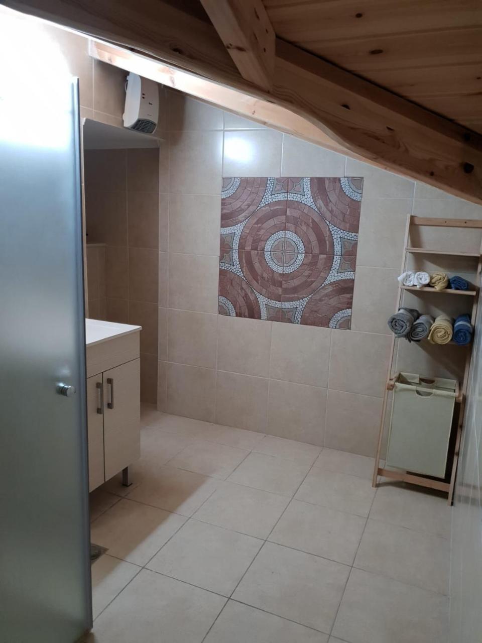 Amazing Apartment Хайфа Екстериор снимка